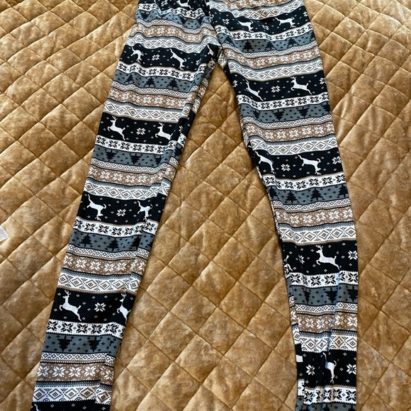 FESTIVE and FUN leggings w/ reindeer and other holiday designs/neutral coloring - Picture 3 of 7
